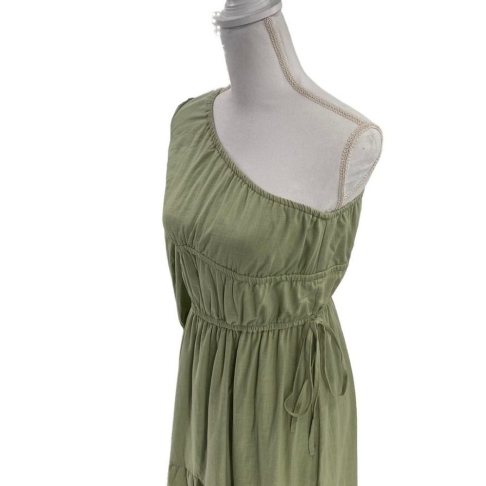SOLD Petal & Pup | NEW Annabelle One Shoulder Maxi Dress in Sage Size M - Picture 4 of 7